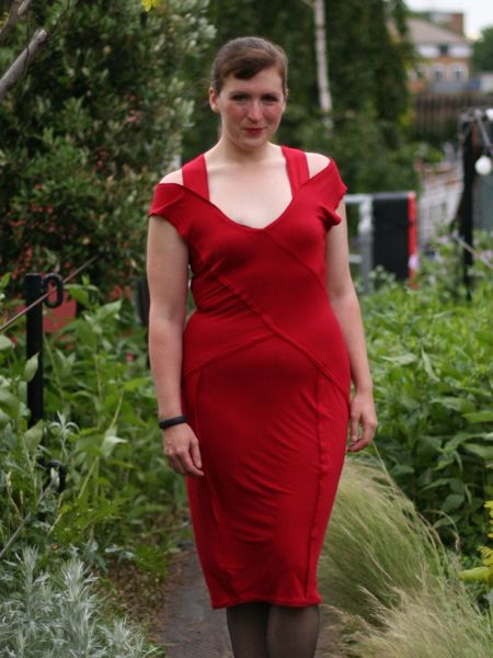 The Donna Karan red vixen dress (Vogue 1280) – FehrTrade